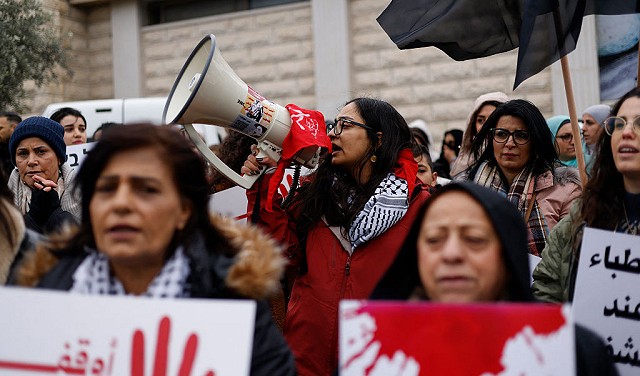 من الاحتجاج إلى التنظيم المُستَدام: مشروع جماعيّ لمواجهة الجريمة وزعزعة البنية الكولونياليّة الاستيطانيّة